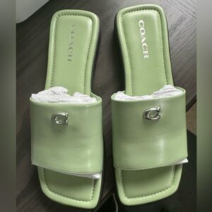 COACH Florence LTH SANDAL -BRAND NEW size 9.5